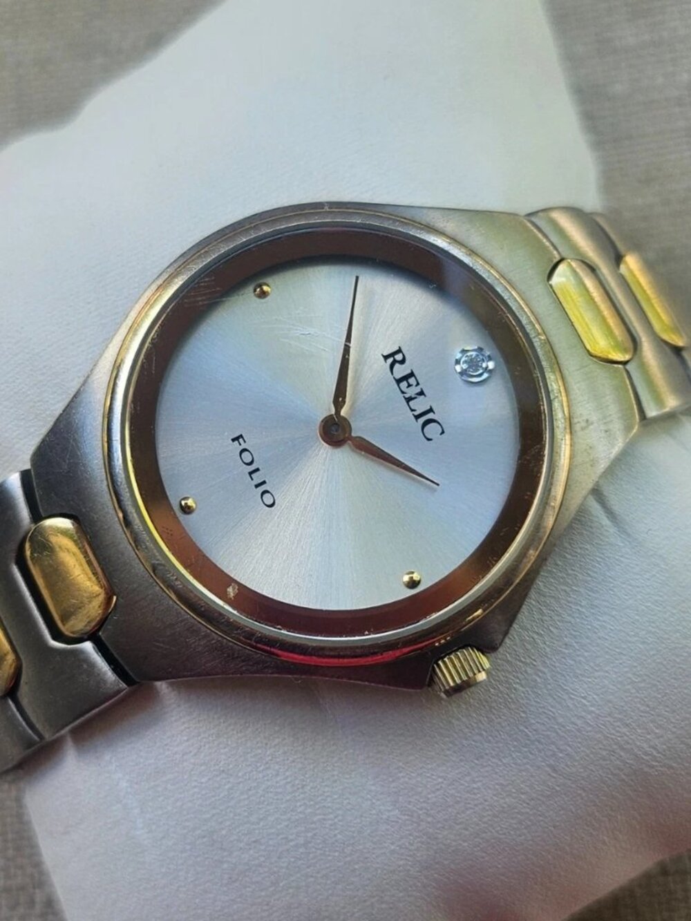 Relic Folio Men Wristwatch Silver/Gold Analog Quartz Diamond Wrist Watch